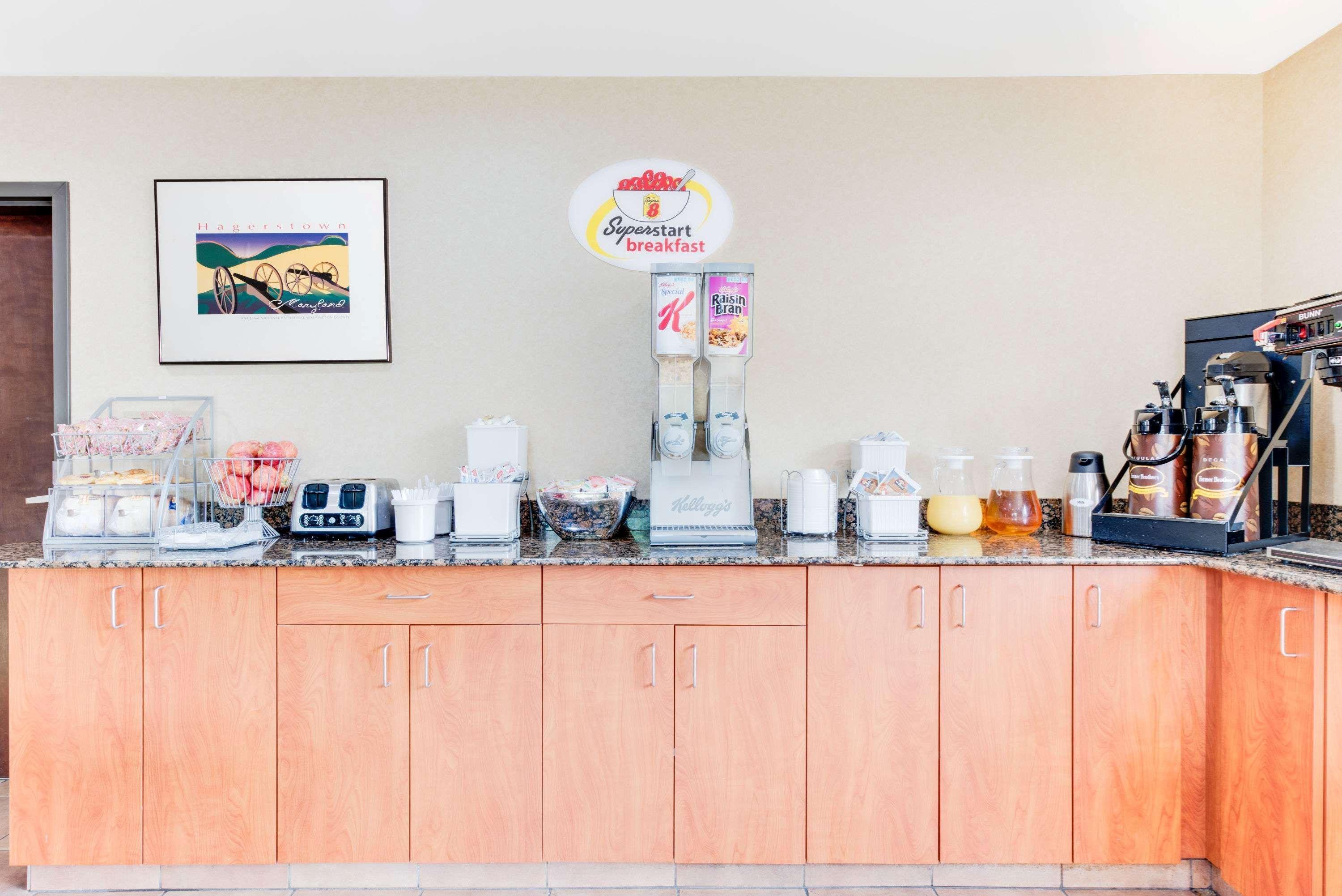 Super 8 By Wyndham Hagerstown I-70 Μοτέλ Εξωτερικό φωτογραφία
